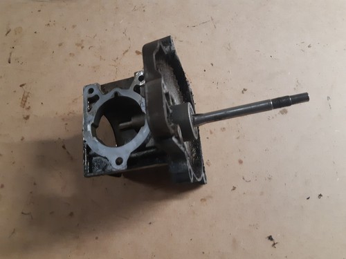 Bas moteur coupe - bas,