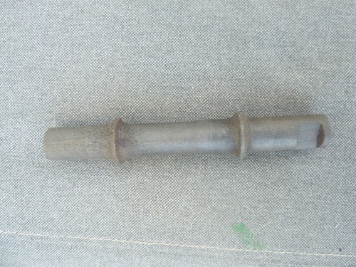 Axe pédalier clavettes - axe, 128