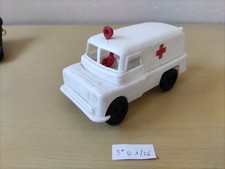 AMBULANCE MINIATURE VINTAGE EN