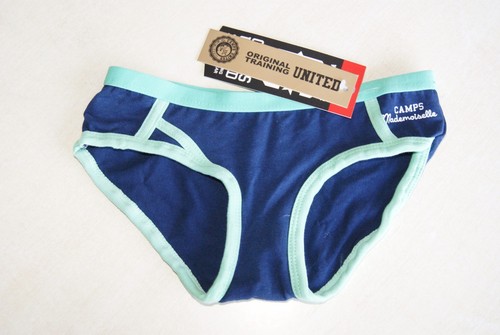 Culotte bleue verte - et,