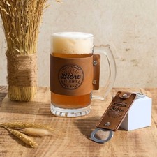 Chope à bière avec décapsuleur - Bière de légende