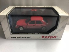 VOITURE MERCEDES-BENZ E320