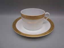 Tasse a thé contemporaine en porcelaine de Limoges - Thierry lainé