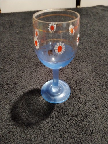 Verre pied - a,