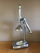 PRESSE-AGRUMES à LEVIER