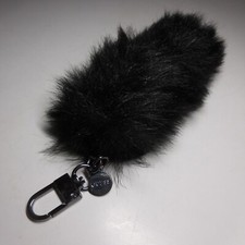 N24.145 porte-clés Guess métal nickel banane acrylique noir gris accessoire mode