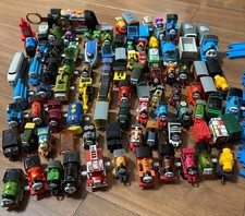Gros lot TOMY capsule Plarail