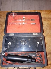 Curiosité-Ancienne Valise