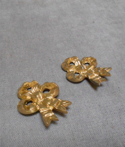 Caches clous anciens - , bronze