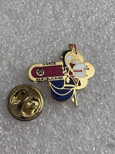 Pin garde républicaine - pin’s,
