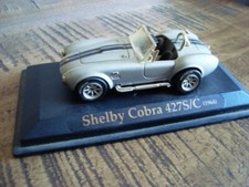 Voiture Shelby Cobra 427 S/C 1964 avec support    1/43eme tres bon etat