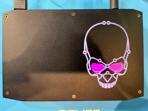 Intel nuc hades canyon - hades,