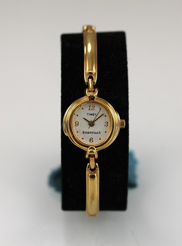 Montre timex essentials - montre,