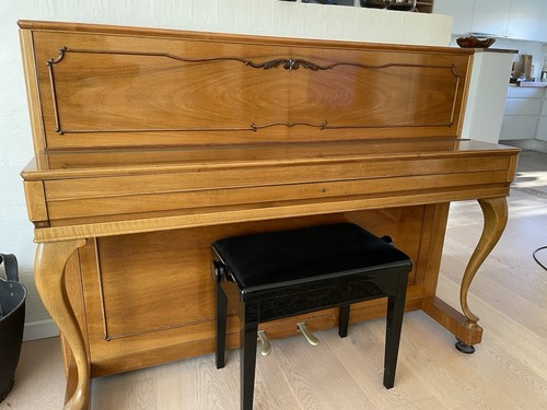Seiler quality upright - seiler,