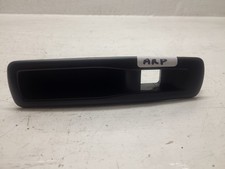 Support bouton lève vitre