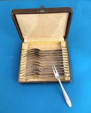 12 fourchettes à escargots