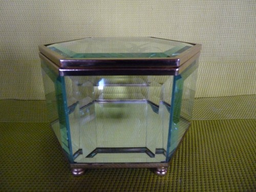 Magnifique boîte verre - magnifique, et