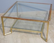 Table basse en fer doré à la
