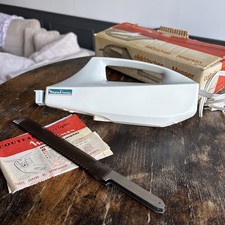 MOULINEX Couteau électrique Blanc Et Gris  avec boite Vintage 70'S