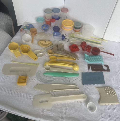 Vintage lot tupperware - lot, of