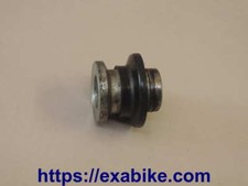 entretoise de roue avant pour