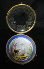 superbe coffret à bijoux vide poche à décor d'un héron, monture bronze