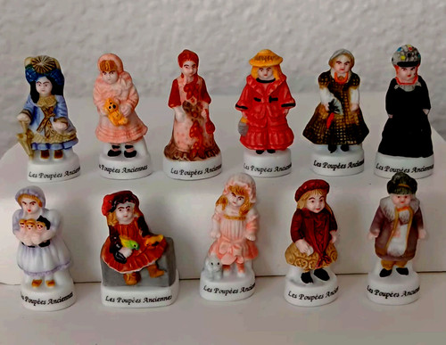 Lot fèves les poupees - les,