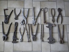 Outils anciens, 15 pinces et