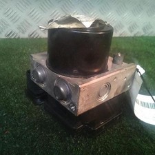 Bloc ABS (freins anti-blocage)