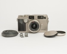 [MINT] Contax G2 Body + Carl