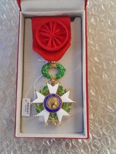 Médaille Officier de La Légion D'honneur en argent doré Arthus-Bertrand 