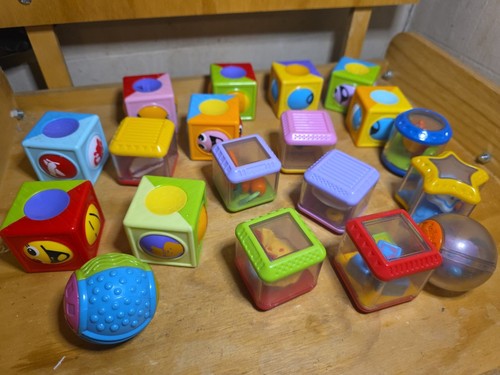 Fisher price peek boo blocks - fisher,