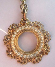 collier pendentif chaîne bijou vintage rosace couleur or cristaux diamant 797