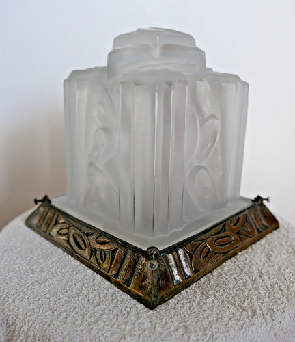 Art deco verre moulé - deco,