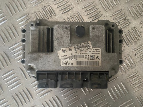 Calculateur moteur peugeot - moteur,
