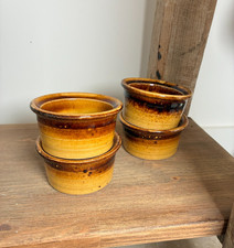 Lot de 4 ramequins anciens en