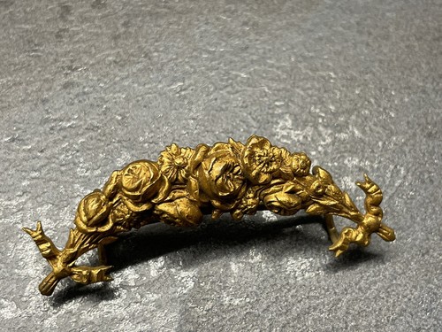 Bronze doré element meuble