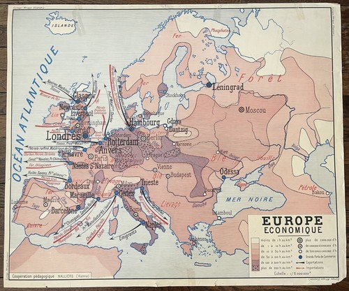 Ancienne carte scolaire - 🌎,