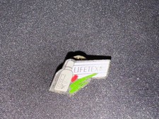 (V2) PINS BADGE ENAMEL VINTAGE COLLECTION FLACON LIFETEX WELLA COSMETIQUES