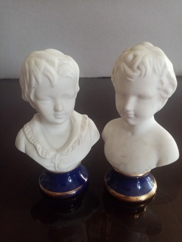 Personnages sur socle