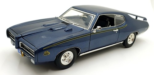 Motor max scale diecast - max,
