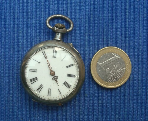 B36 jolie montre gousset - jolie,
