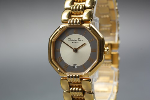 Presque comme neuve montre - [presque,