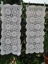 1 paire de petits rideaux