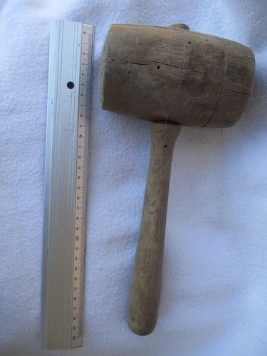 Outil ancien gros maillet - ancien,