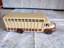 UNIC ZU 66 Puymorens Bétaillère 1954  IXO Camion d'autrefois  1/43