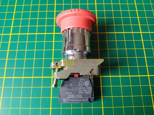 Bouton poussoir arrêt