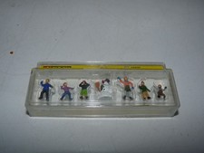 figurine / noch 15821 / HO / personnages enfants à la neige hiver / neuf scellé