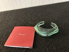 Bracelet jonc vert clair en cristal de Baccarat