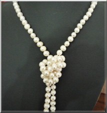 SUPERBE SAUTOIR 100CM PERLES EAU DOUCE  NATURELLES BLANC 8MM FERMOIR BOULE DORE